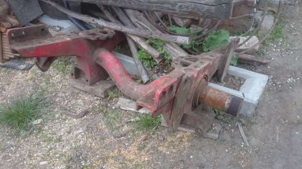 Elad hts tengelyeket sszekt, fggeszt tag, ikertengely himba