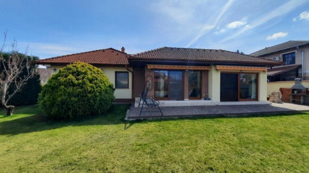 Elad� h�z Budapest 17. ker., Helikopter lak�park