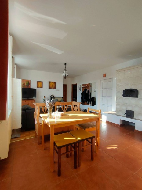 Elad� h�z Eger belv�ros�ban