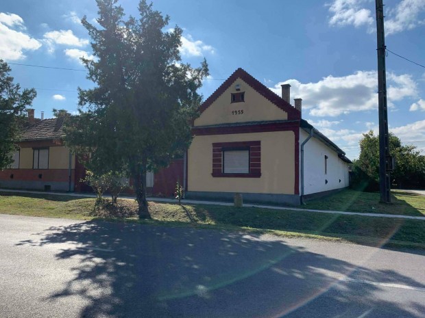 Elad� h�z Hajd�bagoson!