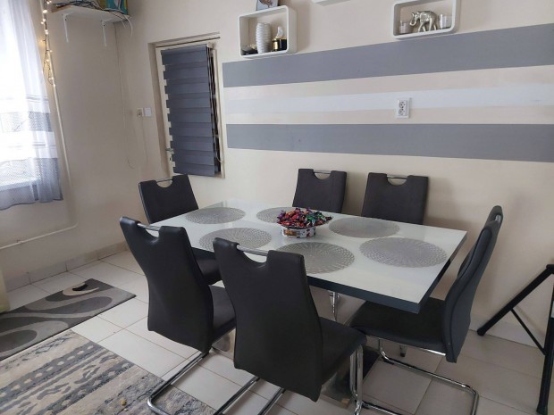 Elad� h�z Hajd�n�n�son