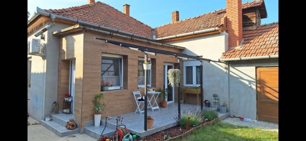 Elad� h�z H�dmez�v�s�rhely