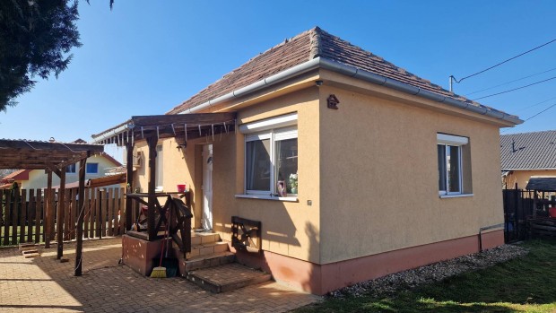 Elad� h�z Kerepesen