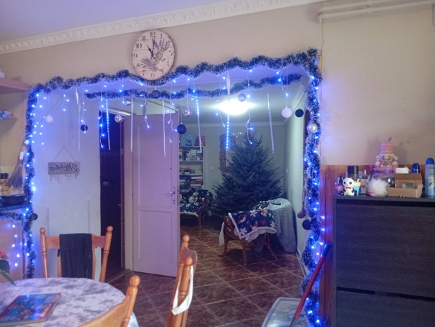 Elad� h�z K�ty