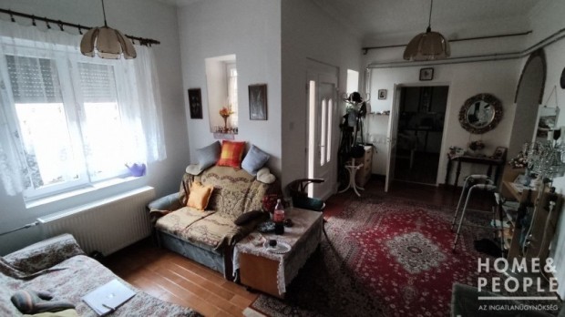 Elad� h�z Sz�regen - Szeged