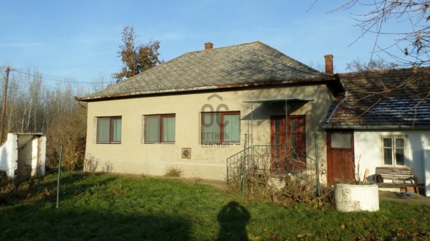 Eladó ház Tiszaszőlős