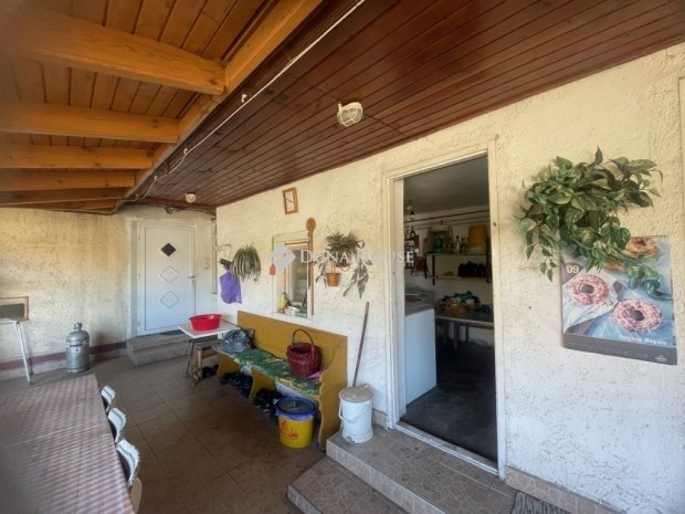 Elad� h�z Tur�n a f��ton