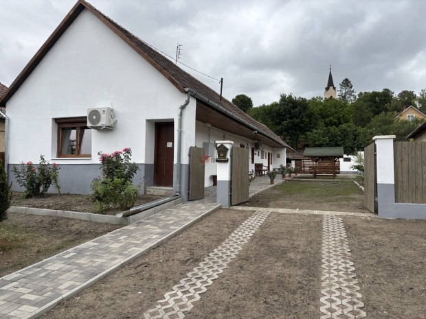 Elad� h�z, Acsa Acsa, 58900000 Ft, 90 nm 13529_bhv