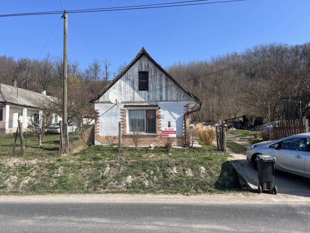 Elad� h�z, Alcs�tdoboz Alcs�tdoboz, Szabads�g utca, 24900000 Ft 210_rd