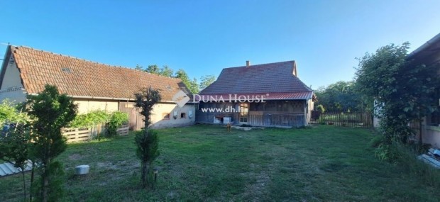 Eladó ház, Ásotthalom