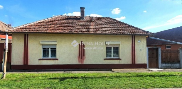 Eladó ház, Békéscsaba