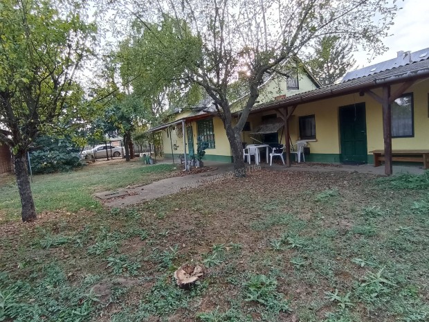 Elad� h�z, Berekf�rd� Berekf�rd�, Radn�ti Mikl�s utca, 2090000 114_bin