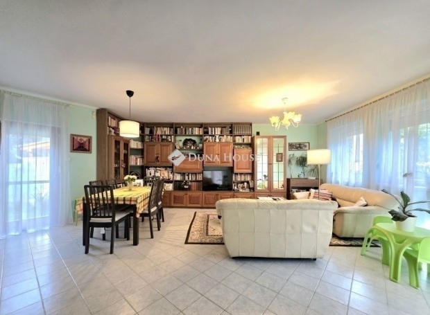 Elad� h�z, Budapest 10. ker.