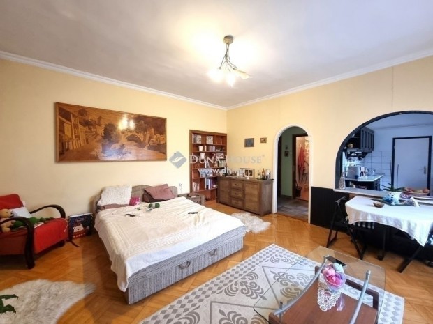 Elad hz, Budapest 17. ker.