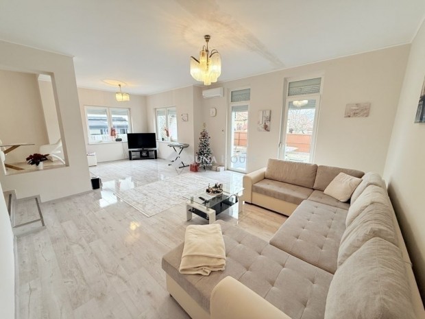 Elad� h�z, Budapest 18. ker.