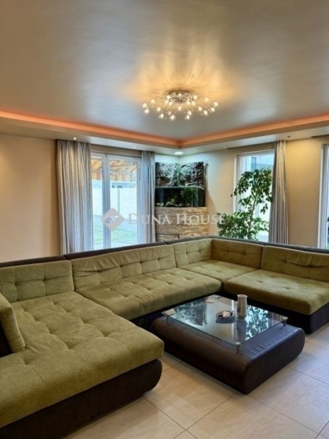 Elad� h�z, Budapest 18. ker.