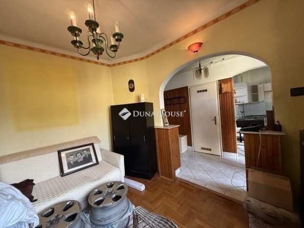 Elad� h�z, Budapest 20. ker.