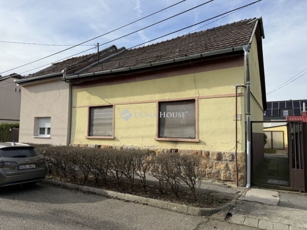 Elad� h�z, Budapest 20. ker.