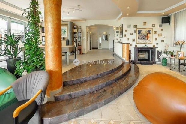 Elad� h�z, Budapest 2. ker.