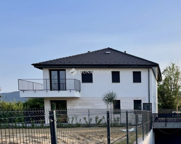 Elad� h�z, Budapest 3. ker.