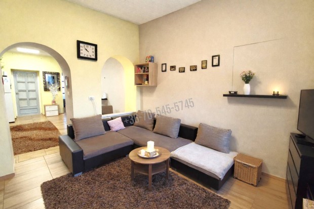 Elad� h�z, Dabas V�rosk�zpont, 56990000 Ft, 60 nm