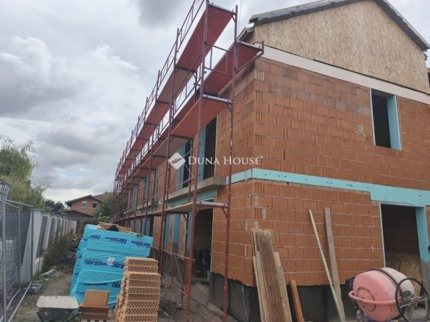 Elad� h�z, Dunaharaszti