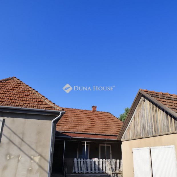 Elad� h�z, Dunaharaszti