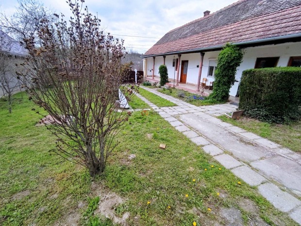 Elad� h�z, Dunaszekcs� Dunaszekcs�, 14500000 Ft, 68 nm 907_sri