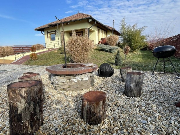 Elad� h�z, Eger, 149000000 Ft, 159 nm 636_med