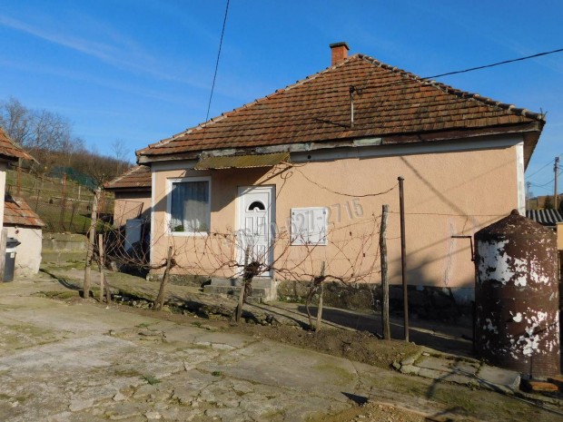 Elad� h�z, Egersz�l�t Egersz�l�t, 29900000 Ft, 80 nm 135_jh