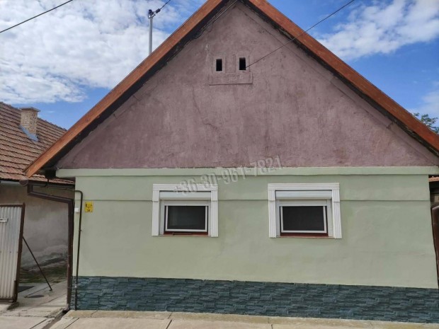 Elad� h�z, Elek Elek, Sallai utca, 16000000 Ft, 75 nm 263_bip