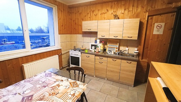 Elad� h�z, Gy�r Szalmatelep, 248000000 Ft, 480 nm 400_ide