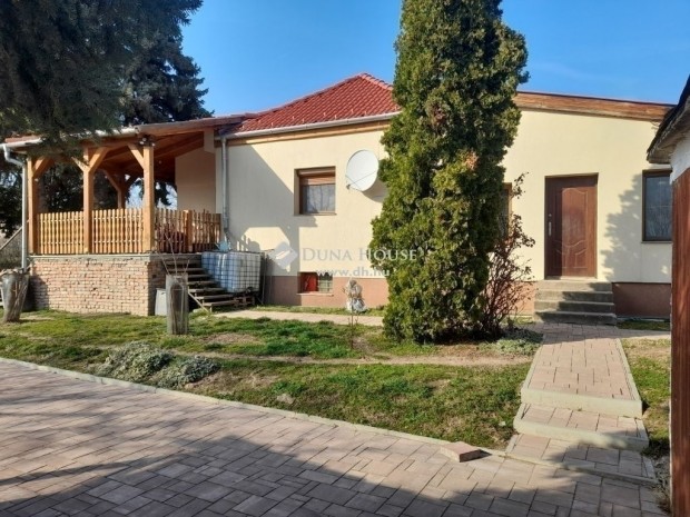 Eladó ház, Kővágószőlős