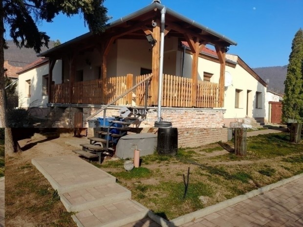 Eladó ház, Kővágószőlős