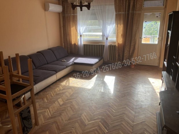 Elad� h�z, Kunhegyes Kunhegyes, 27900000 Ft, 150 nm 129_bin