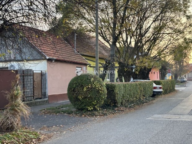 Elad� h�z, Kunszentmikl�s