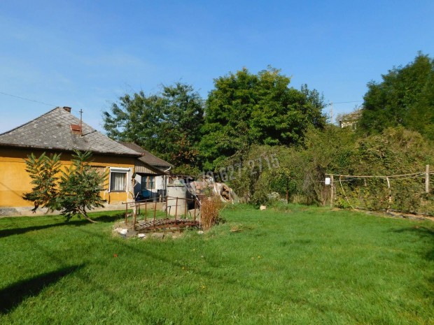 Elad� h�z, M�traterenye, 12900000 Ft, 70 nm 21_jh