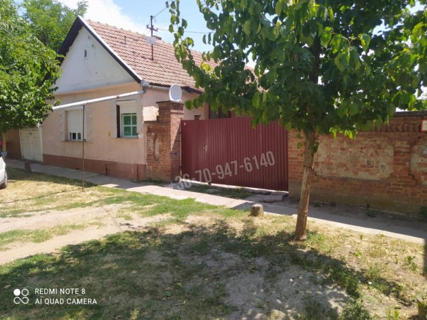 Elad� h�z, Mez�gy�n, 8000000 Ft, 80 nm 219_bip