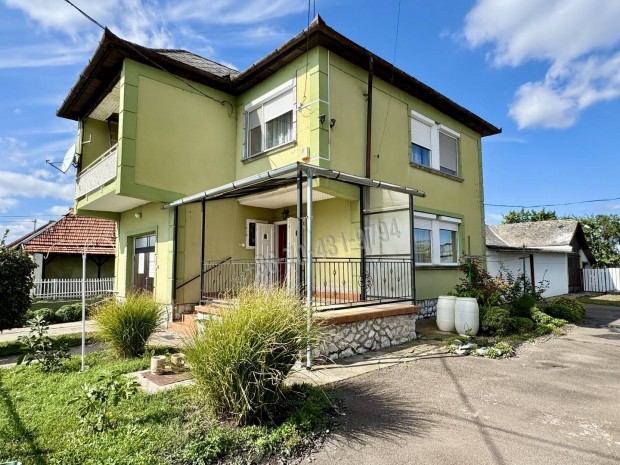 Elad� h�z, Mez�t�rk�ny Mez�t�rk�ny, 28000000 Ft, 155 nm 39_vsn