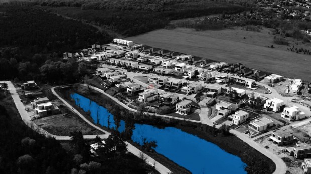 Elad� h�z, Mogyor�d Sissy Villapark, 279000000 Ft, 225 nm 1399_ujei