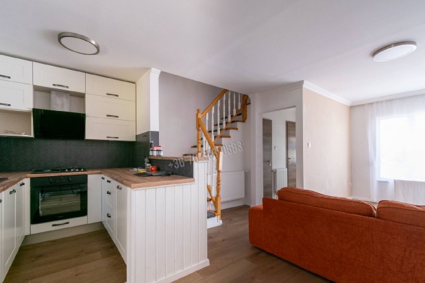 Elad� h�z, Mosonmagyar�v�r Hal�szi �ti lak�ter�let, 89990000 Ft, 105