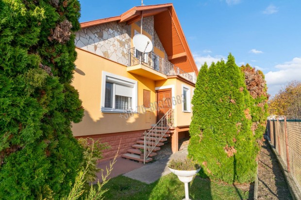 Elad� h�z, Mosonmagyar�v�r Majorok, 79900000 Ft, 150 nm