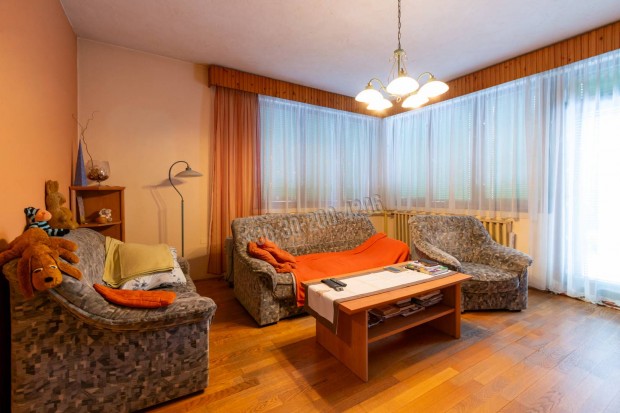 Elad� h�z, Mosonmagyar�v�r, 65000000 Ft, 128 nm