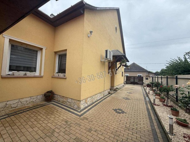 Elad� h�z, P�sp�klad�ny Petritelep, 57900000 Ft, 80 nm 135_beho