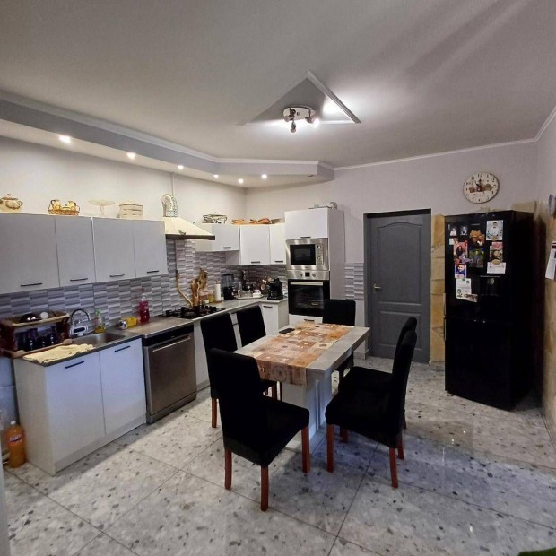 Elad� h�z, Salg�tarj�n Baglyasalja, 23500000 Ft, 95 nm 139_kir