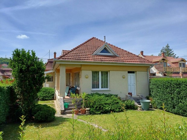 Elad� h�z, Salg�tarj�n Forg�chtelep, Sz�r�skert , 43900000 Ft, 111_kir