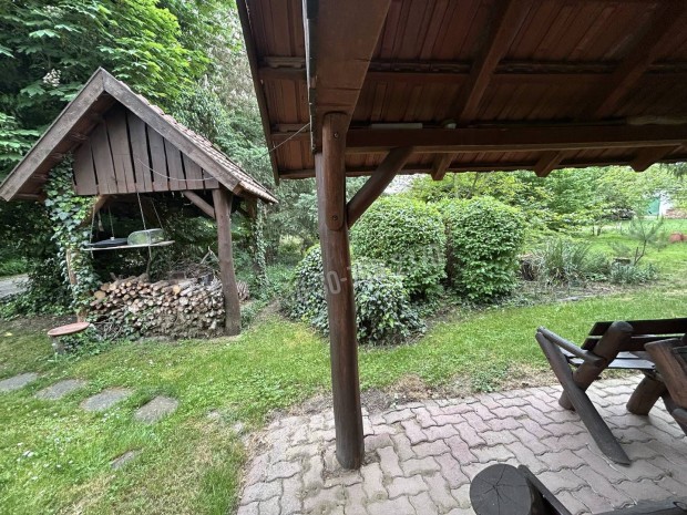 Elad� h�z, Sarkad Ipari park, 60000000 Ft, 300 nm 196_bip