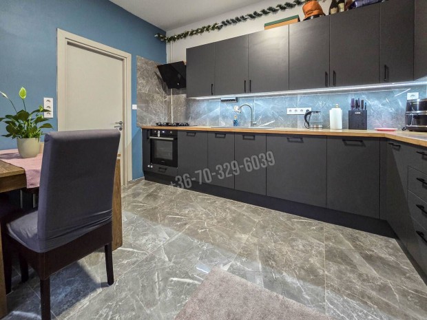 Elad� h�z, Sopron Belv�ros, 91500000 Ft, 100 nm 35_td