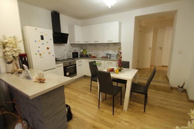 Elad� h�z, Sopron Szentmih�lydomb, 85900000 Ft, 82 nm 2_ant