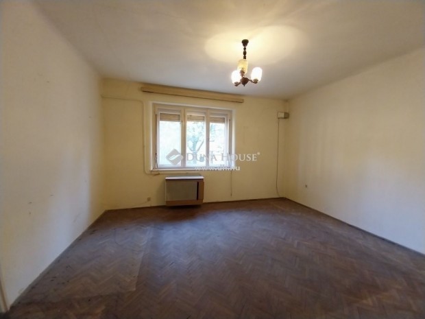 Eladó ház, Szeged Lengyel udvar
